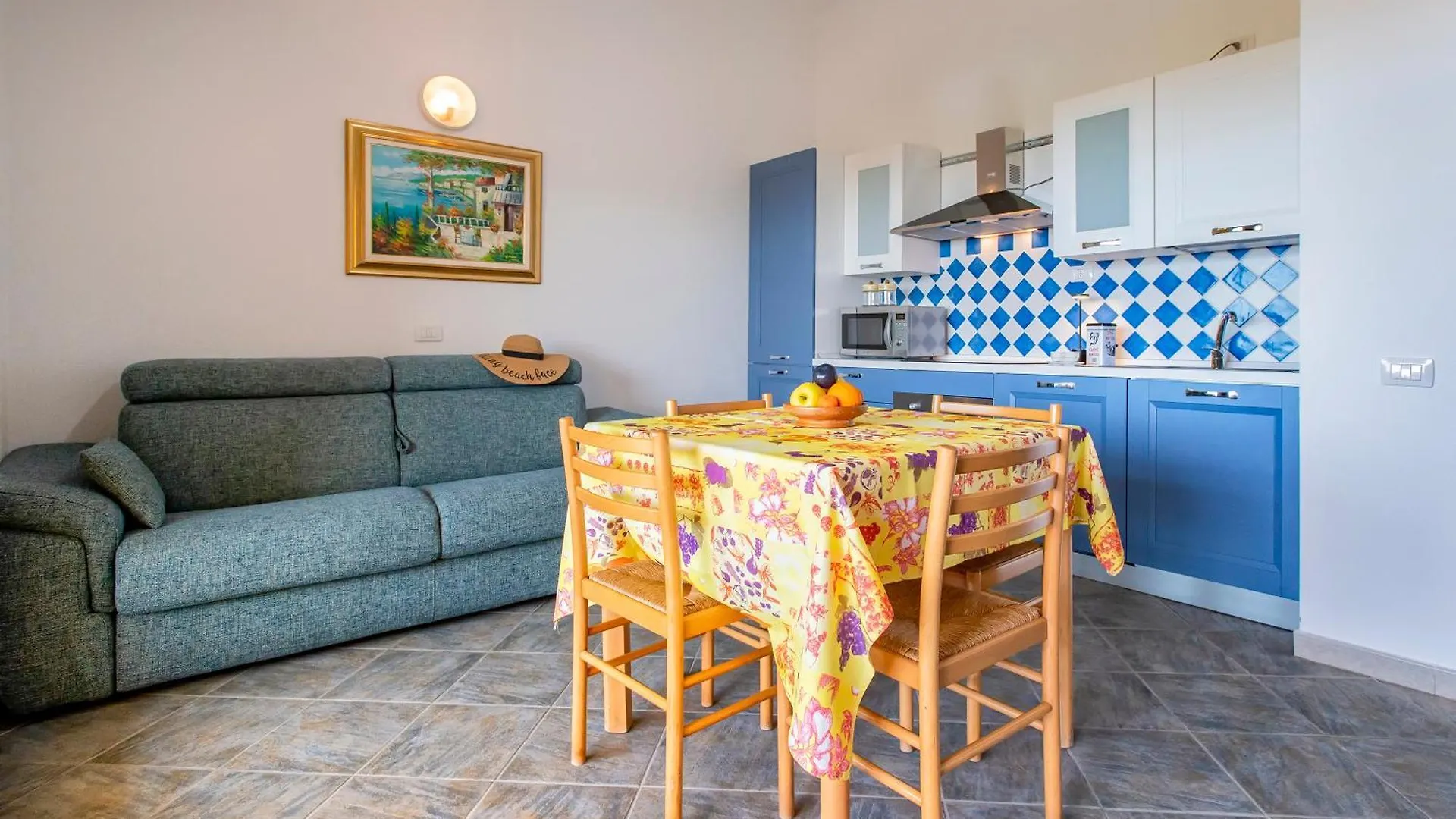 Appartamento Con Piscina 13 Trinità dʼAgultu 0*,  إيطاليا